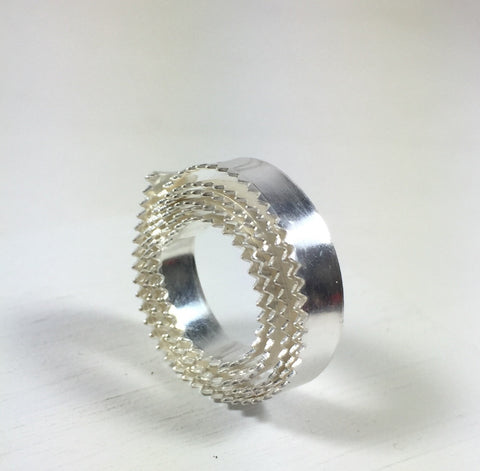 Serrated bezel wire, 1 ft.Fine Silver .999  3/16 26 ga. Cabochon setting wire - Romazone