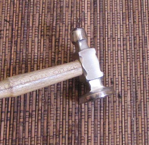 Polished steel flat, face size 1 1/8 inches, planishing chasing hammer, smoothing work, with ergo handle grip - Romazone