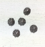 Sterling raised star, Southwest star, 5 pack, solder element, old pawn starburst, jewelry rosettes - Romazone