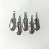 Round tip feather, sterling feather, tribal feather, silver feathers, 5 pack, approximately 30 mm with loop, naive style feather - Romazone